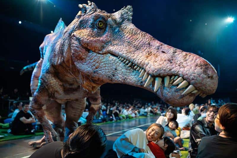 DINOSAUR ODYSSEY transforms the venue into an ever-changing prehistoric world.