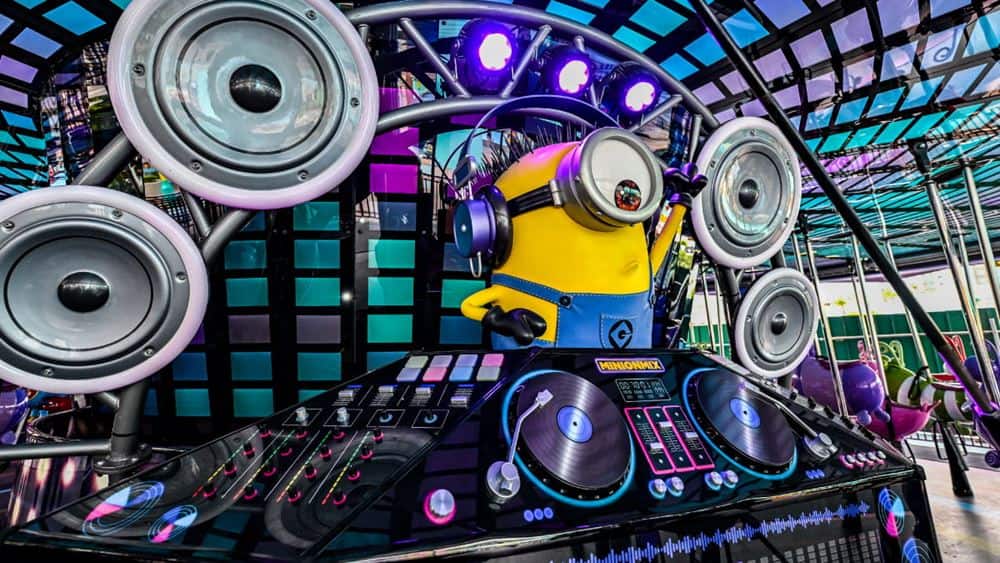 Universal Studios Singapore - Buggie Boogie