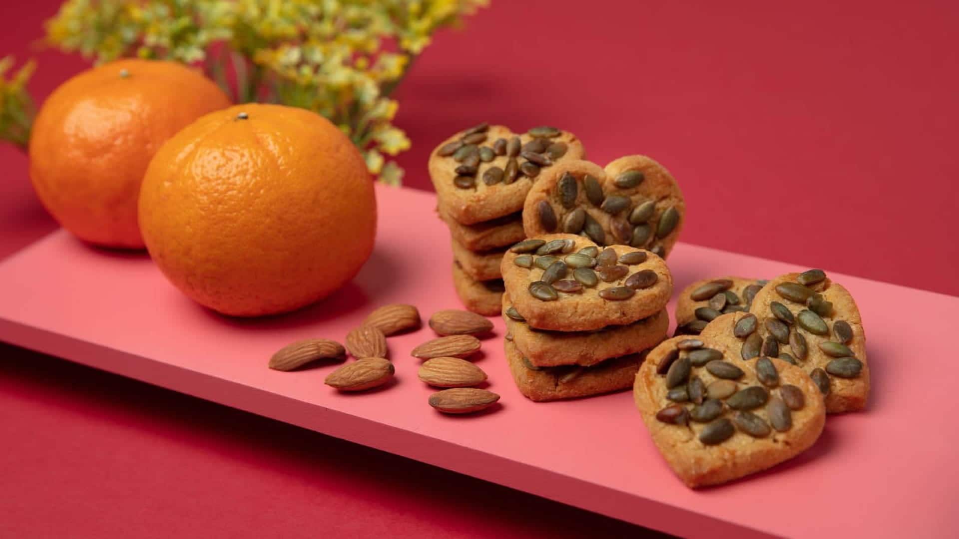Almond sugee cookies and tangerines