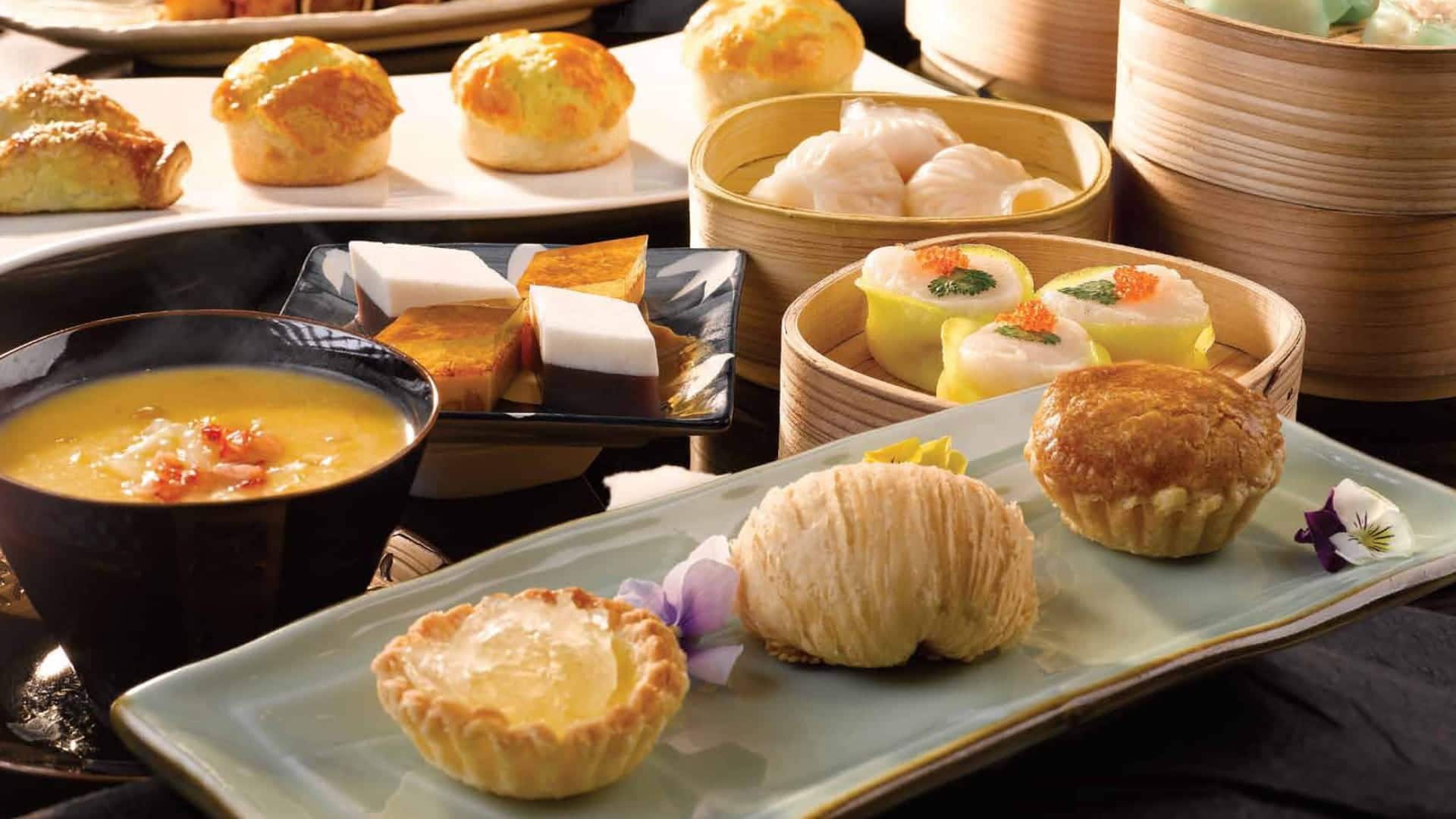 Dim sum at Feng Shui Inn