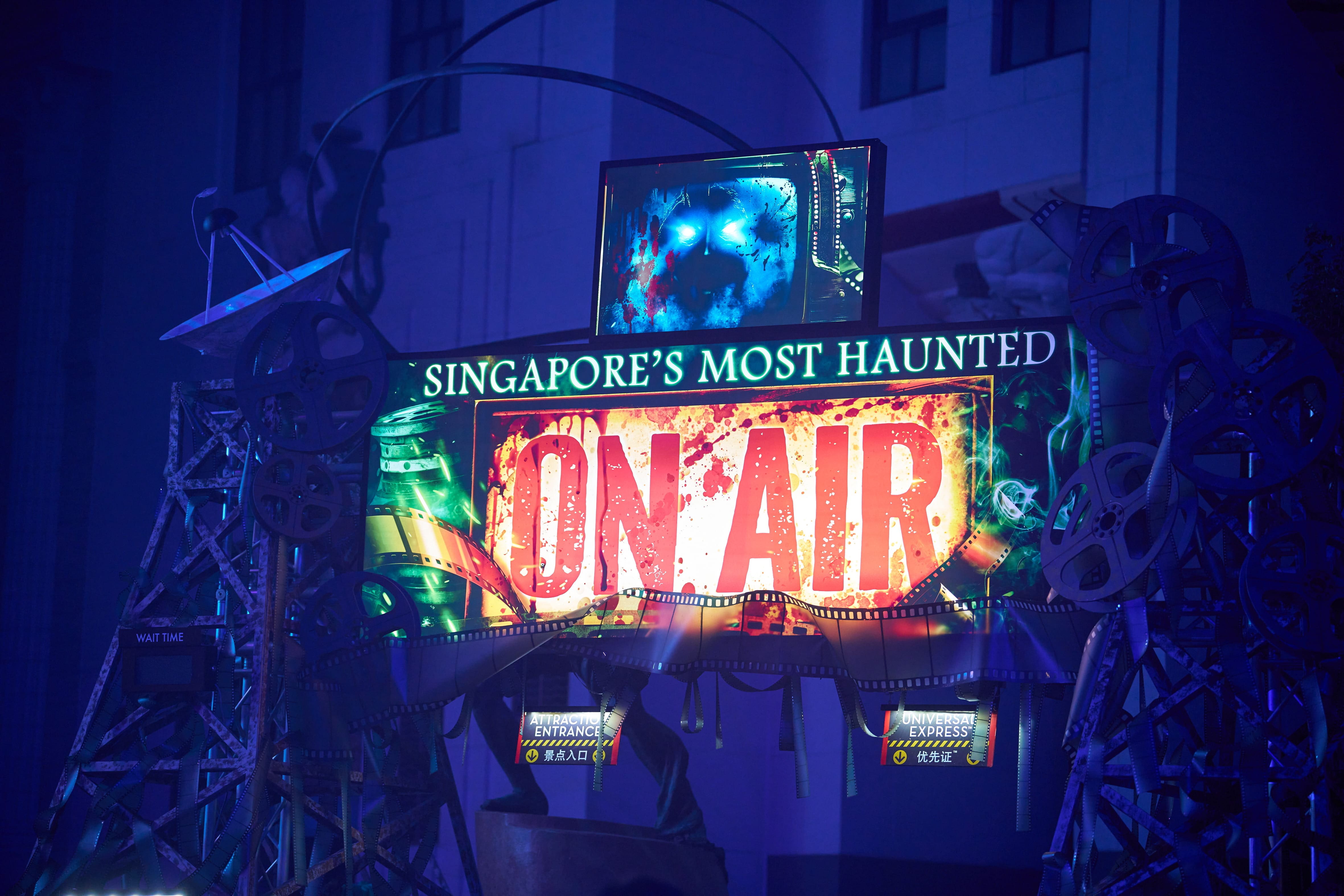 Universal Studios Singapore Halloween Horror Nights 14 – Haunted House – ON AIR – Actual entrance way