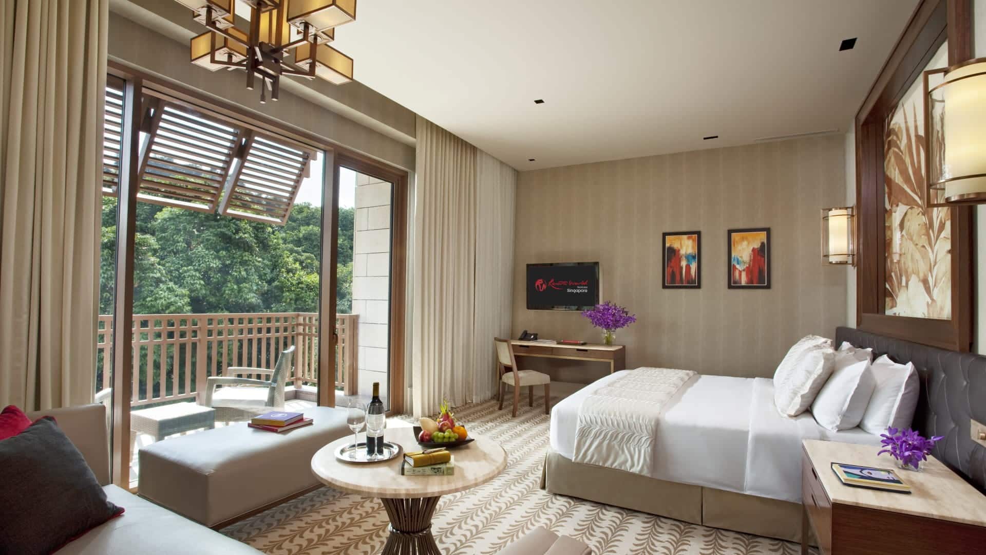 Equarius Hotel Deluxe Room Bedroom_1920x1080