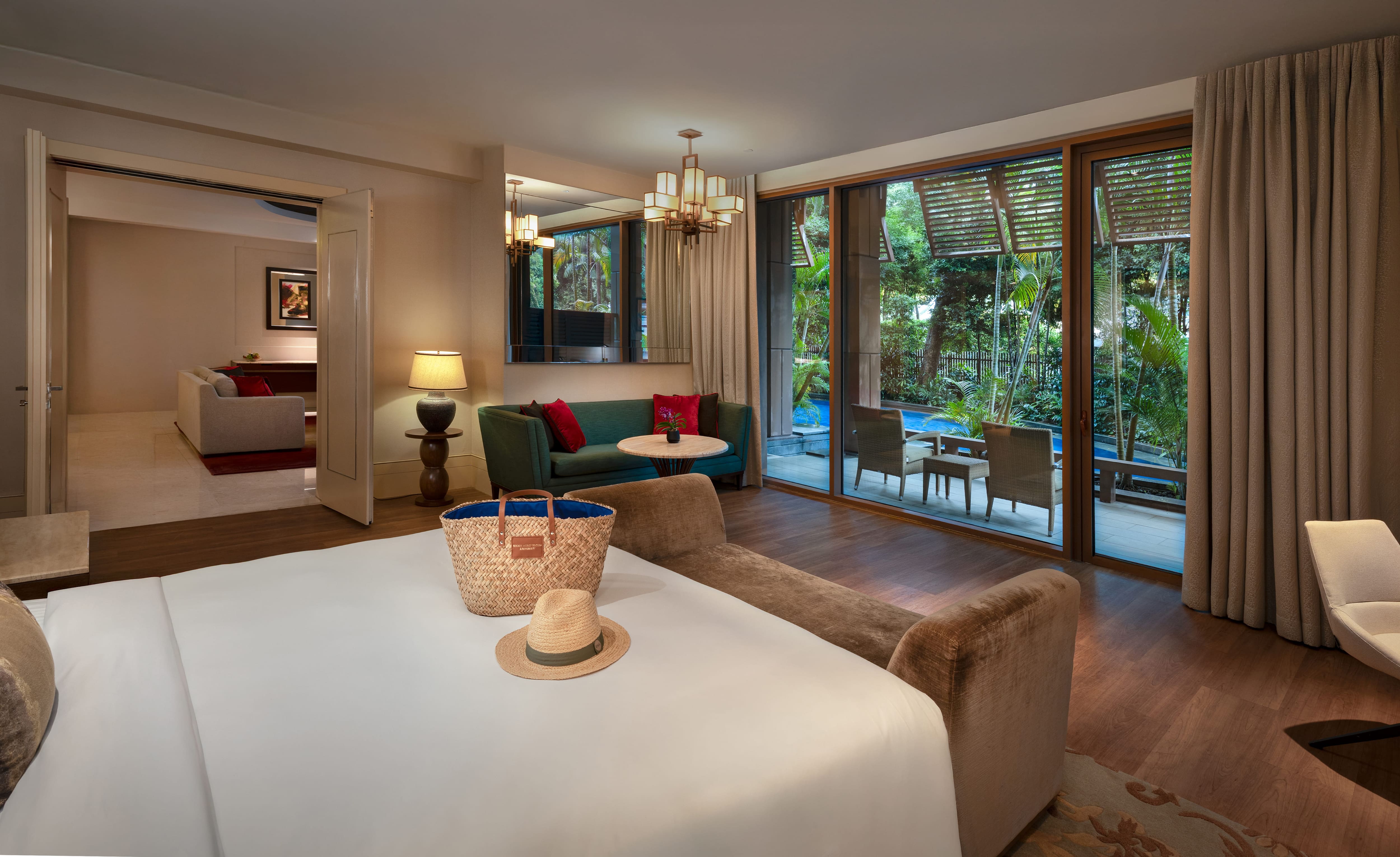 For a stay centred on swimming at Equarius Hotel, the Deluxe Pool Room and Deluxe Pool Suite open directly to the shared lap pool. 