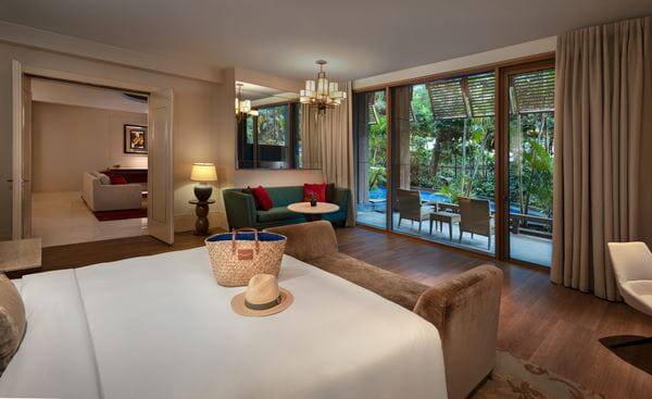 For a stay centred on swimming at Equarius Hotel, the Deluxe Pool Room and Deluxe Pool Suite open directly to the shared lap pool.