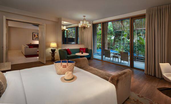 For a stay centred on swimming at Equarius Hotel, the Deluxe Pool Room and Deluxe Pool Suite open directly to the shared lap pool.