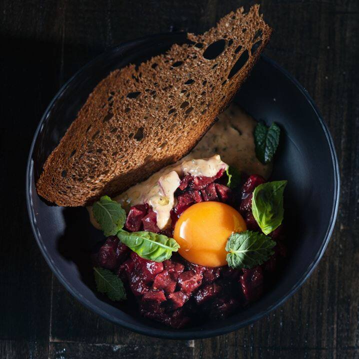 Resort_World_Sentosa_Moutarde