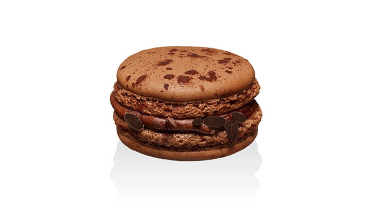 Resort_World_Sentosa_Pierre_Herme_Macarons