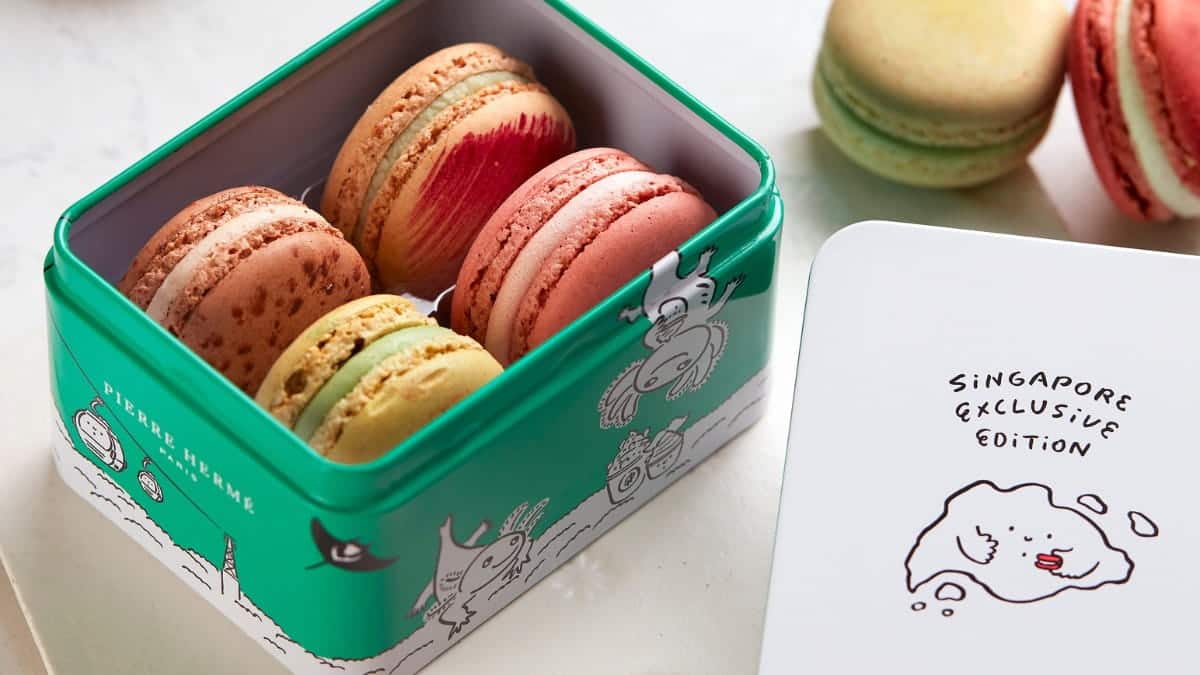 Resort_World_Sentosa_Pierre_Herme_Macarons