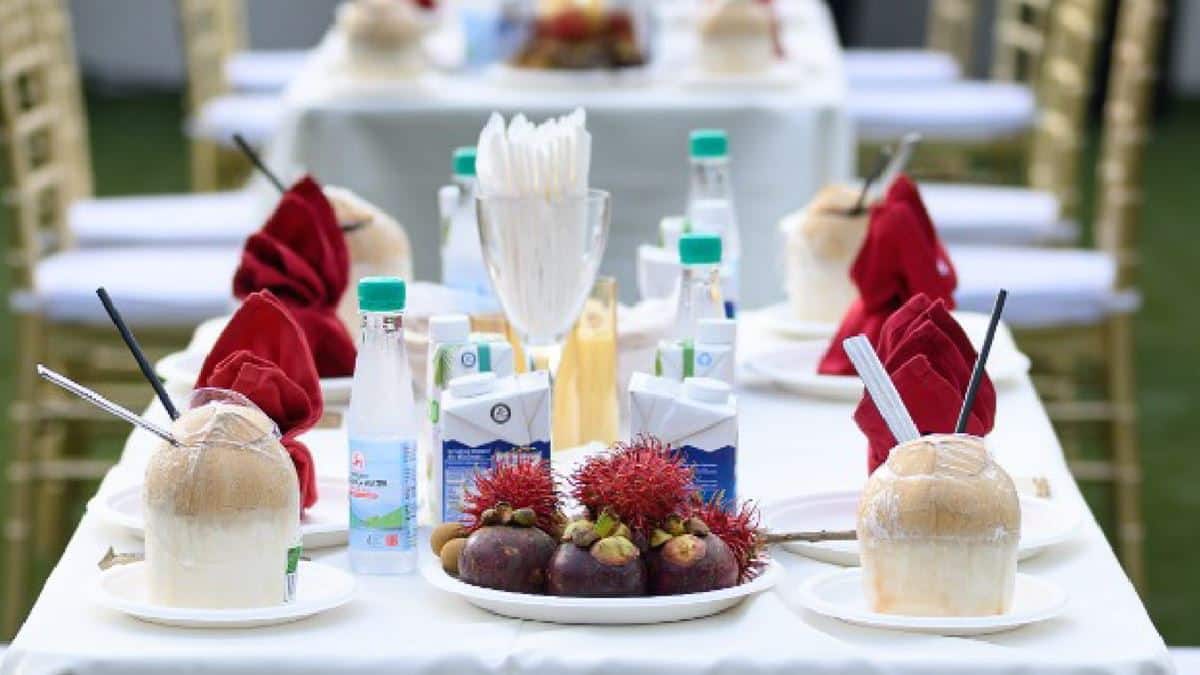 All Hail the King - Table Setting