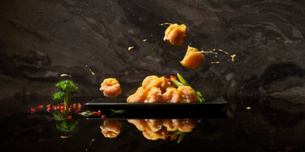 Crispy Prawn with Salted Egg Yolk Butter Cream Sauce