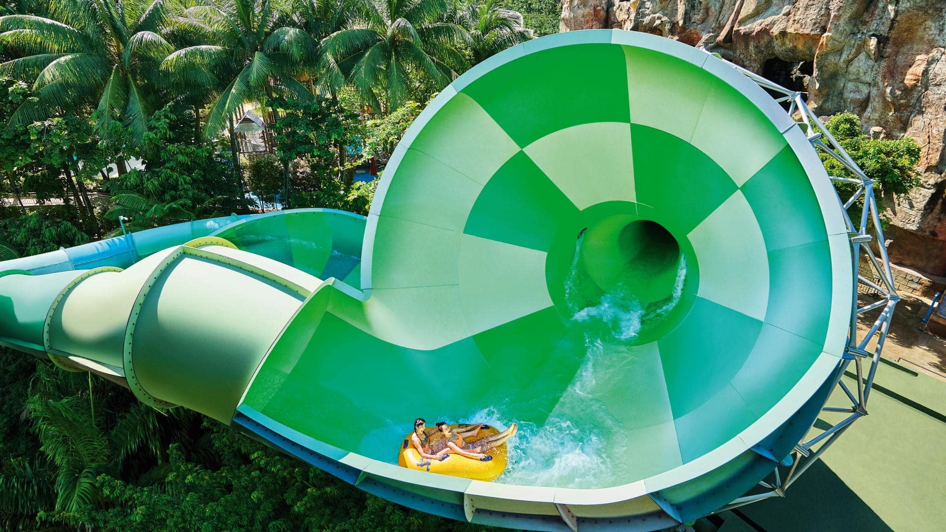 Adventure Cove Waterpark Spiral Washout