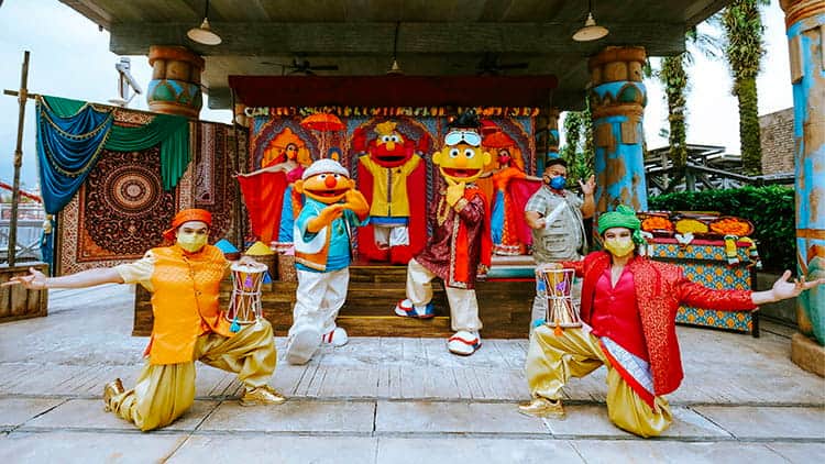 USS Sesame Street Goes Bollywood 750x422
