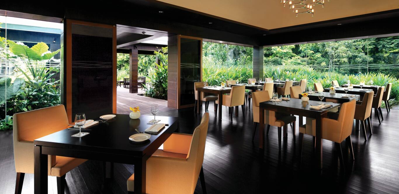 Tangerine Resorts World Sentosa