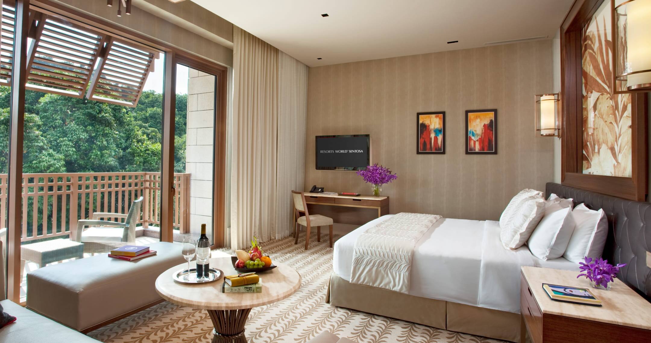 Equarius Hotel - Deluxe Room - King