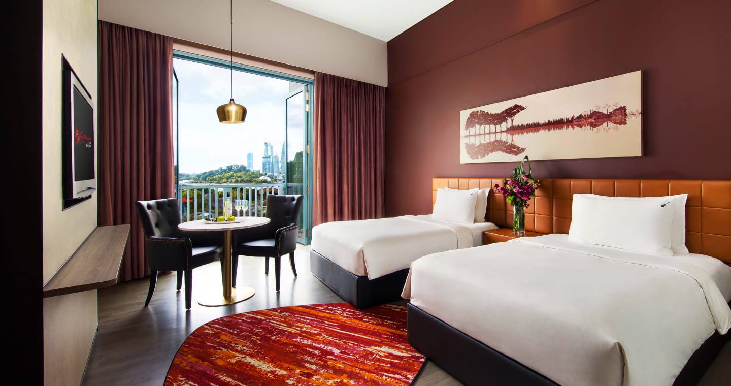 Hardrock Hotel - Deluxe Room Pool View