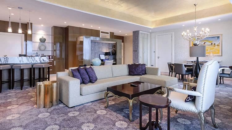 Hotels-Hotel-Michael-Deluxe-Premium-Suite-750x422