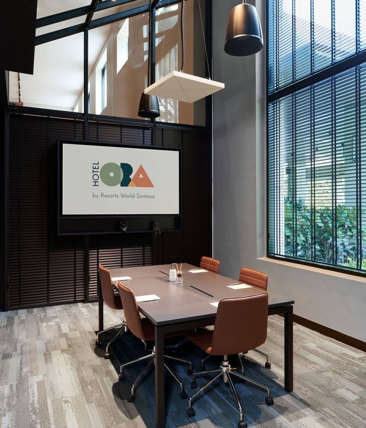 OraLounge-Co-working-space