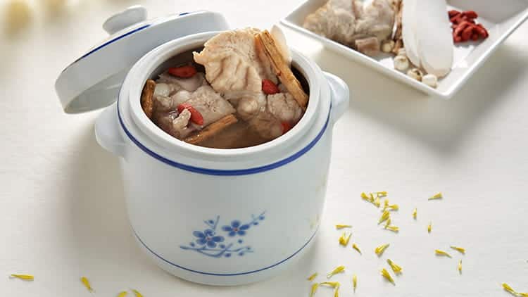 FSI Doubleboiled Crocodile Spare Rib Soup w Chef Lis Chinese Herb Recipe