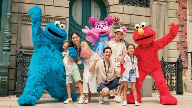 se-universal-studios-singapore-vip-experience-750x422