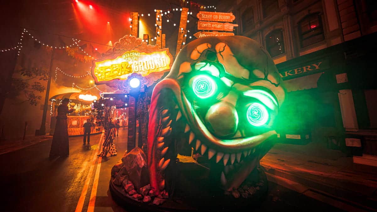 Resorts_World_Sentosa_Halloween_Horror_Night_13