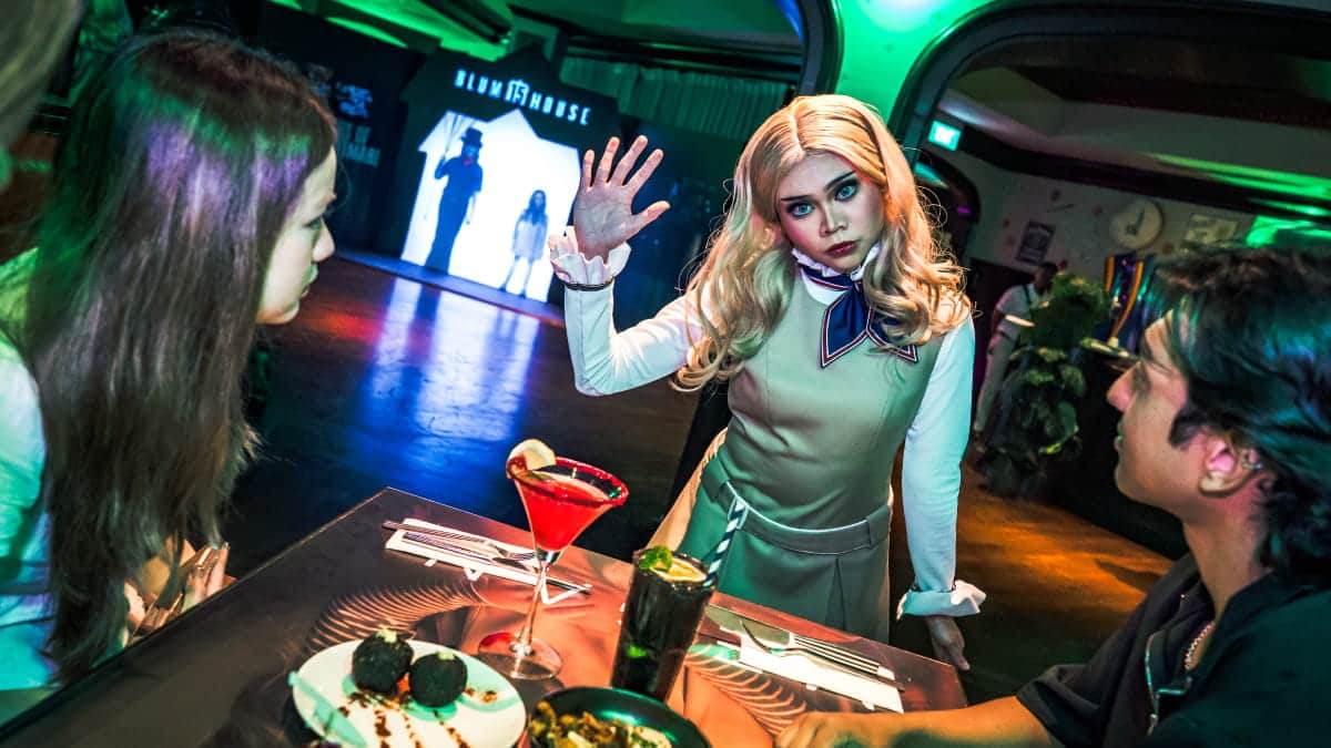 Resorts_World_Sentosa_Halloween_Horror_Night_13