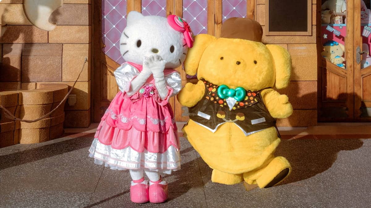 Attraction-Universal-Studios-Singapore-Sanrio characters Meet and Greet