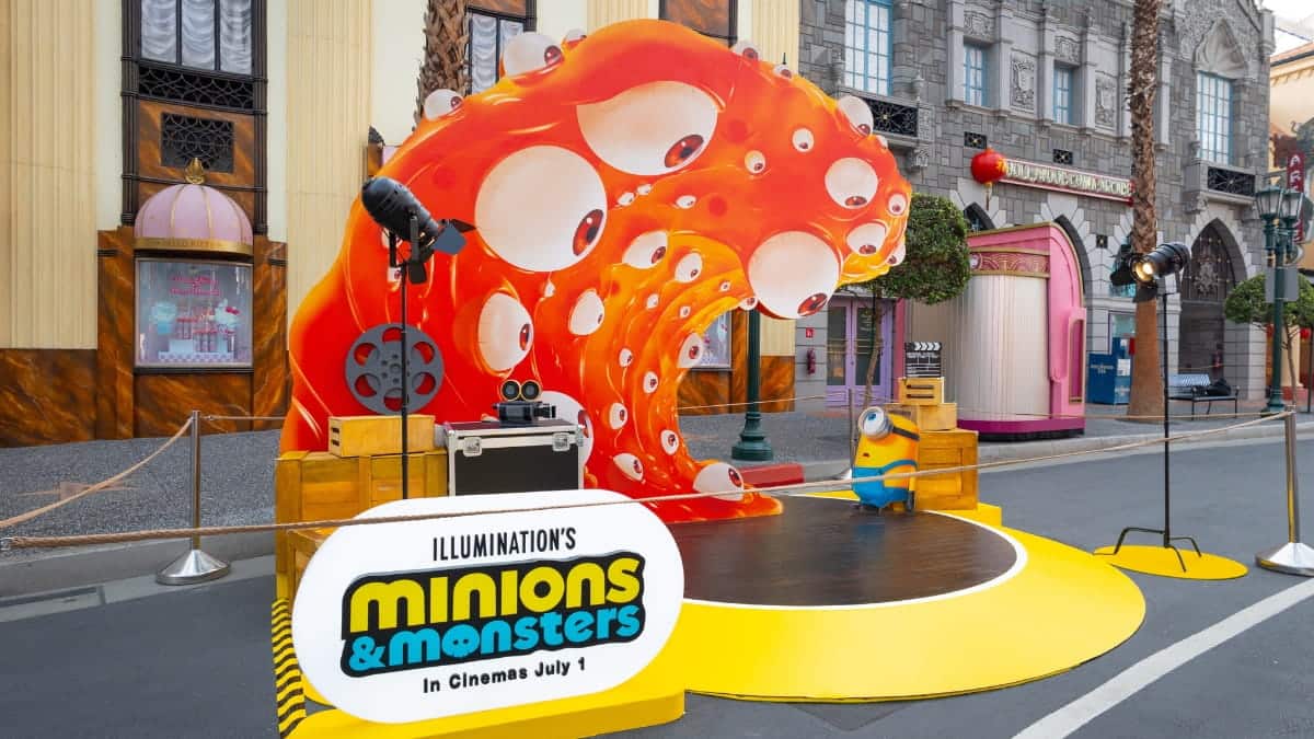 RWS-USS-Minionland-Minions-Monsters