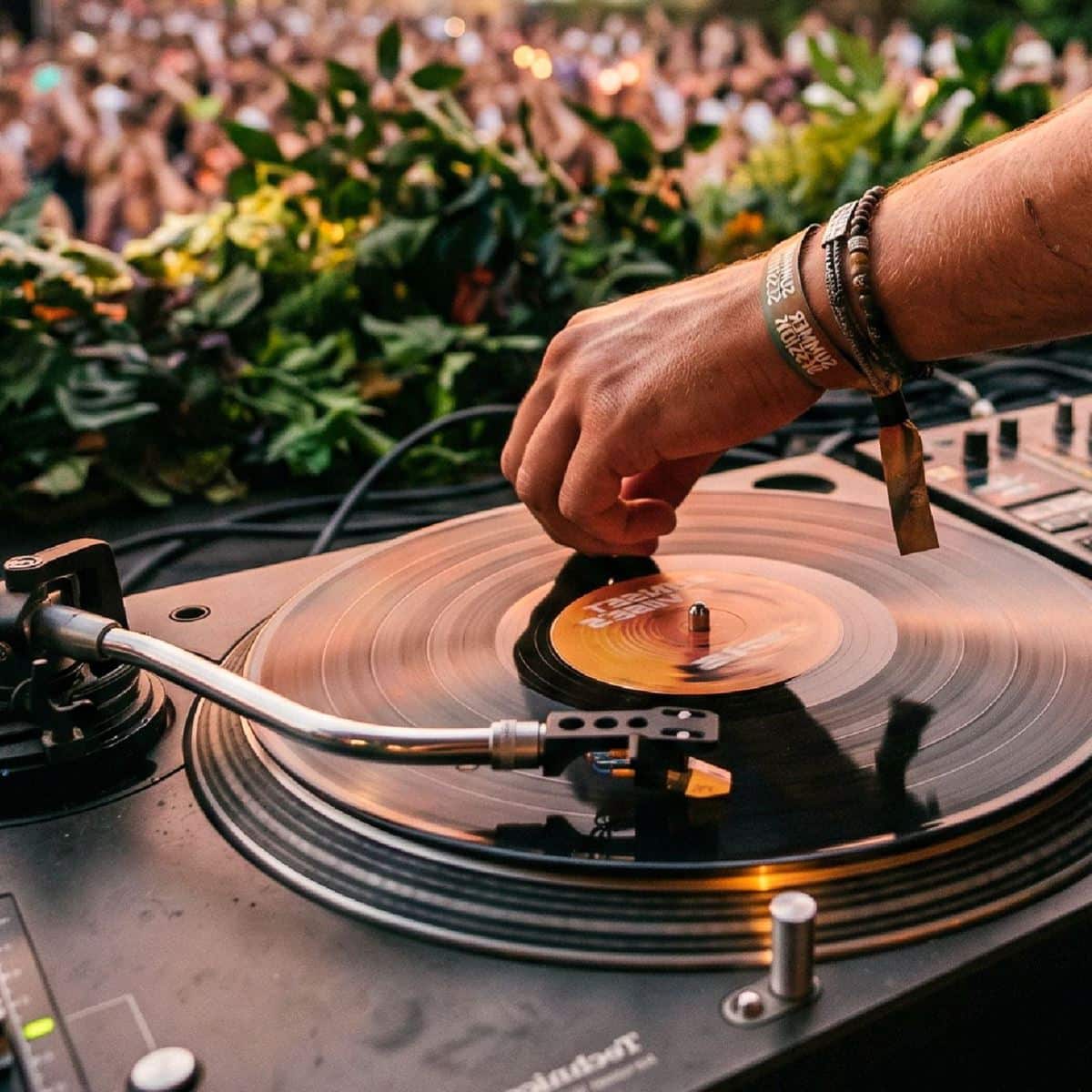 ATT-Adventure-Cove-Waterpark-Twilight-Saturdays-Sunset Beats