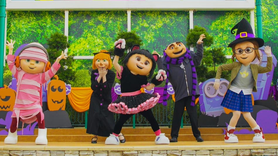 Universal-Studios-Singapore-Trick-or-Thrill-Belloween
