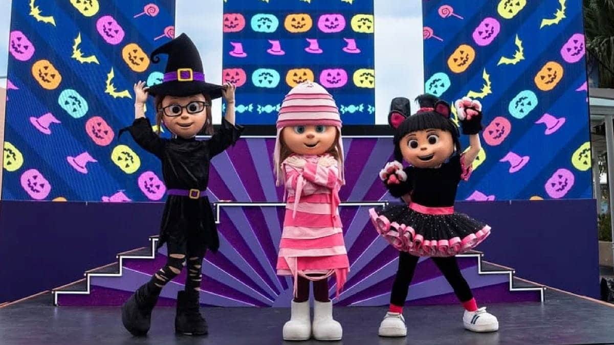 Universal-Studios-Singapore-Trick-or-Thrill-Belloween
