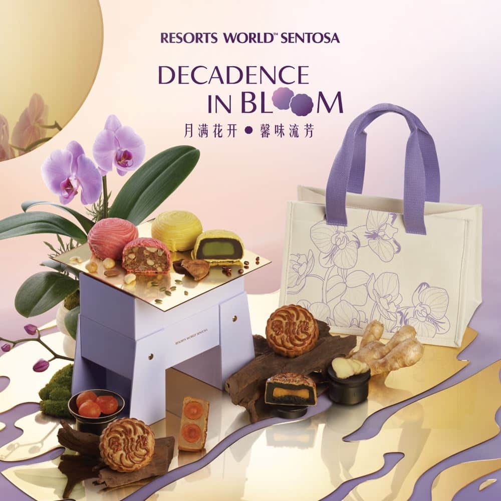 Resorts World Sentosa Baked Mooncake