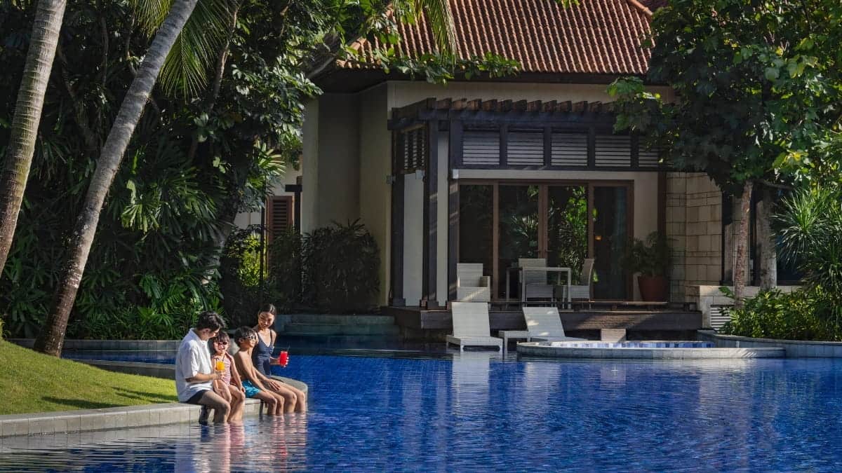 RWS-HTL-Stay-and-Play-KV