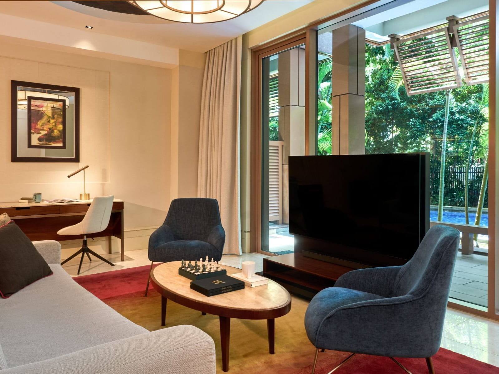 Equarius Hotel-Deluxe Pool Suite