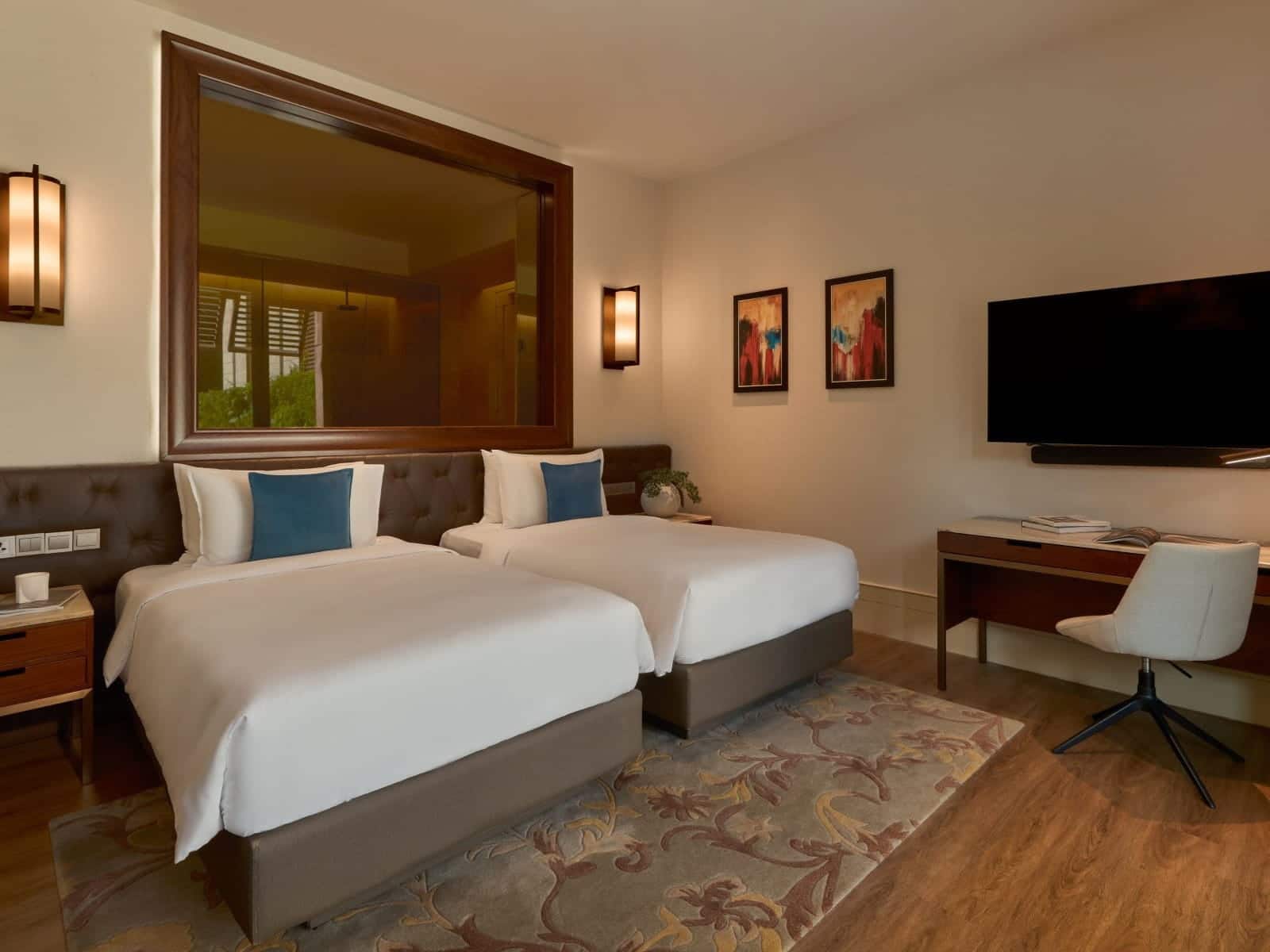 Equarius Hotel-Deluxe Room