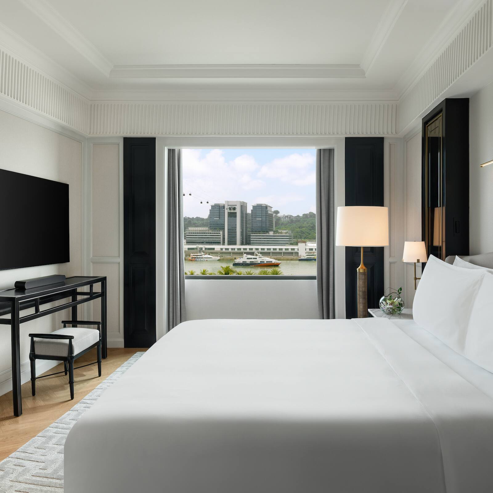 Resorts-World-Sentosa-Laurus