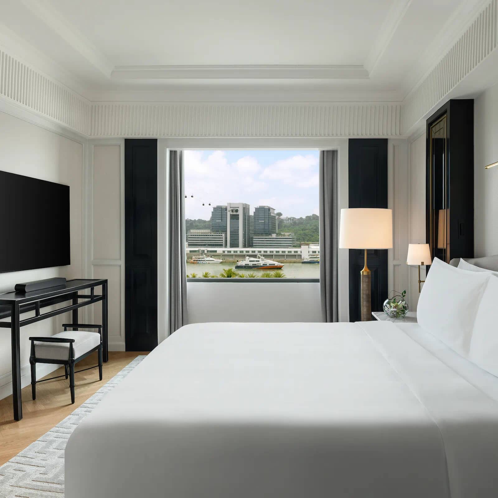 Resorts-World-Sentosa-Laurus