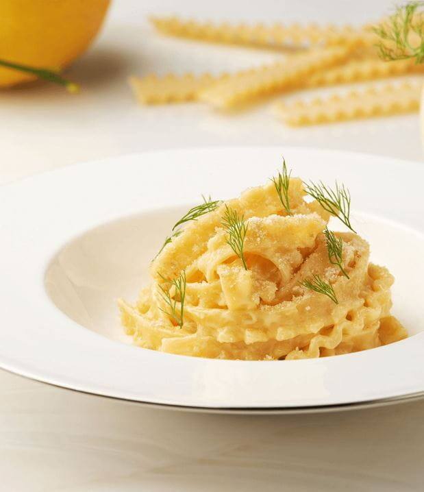 Laurus-Table-Menu
