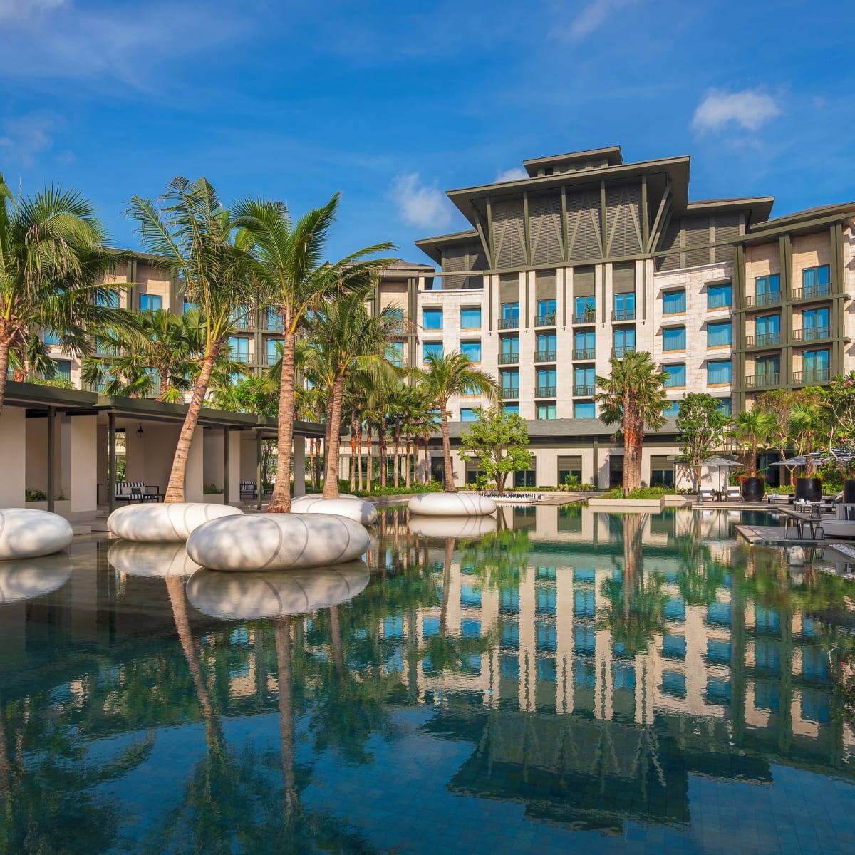 Resorts-World-Sentosa-Laurus