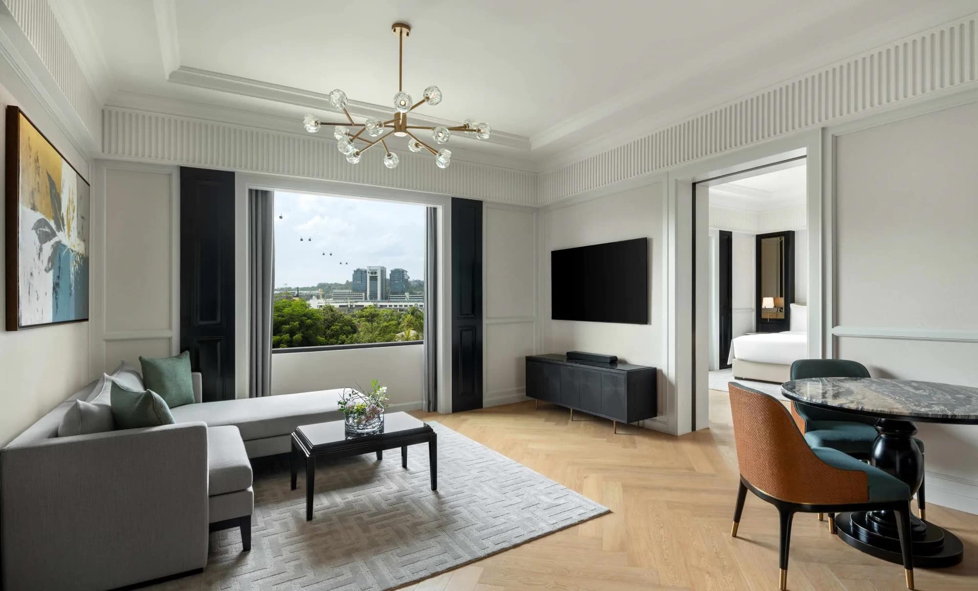 Resorts-World-Sentosa-Laurus-Deluxe Suite_Accessible