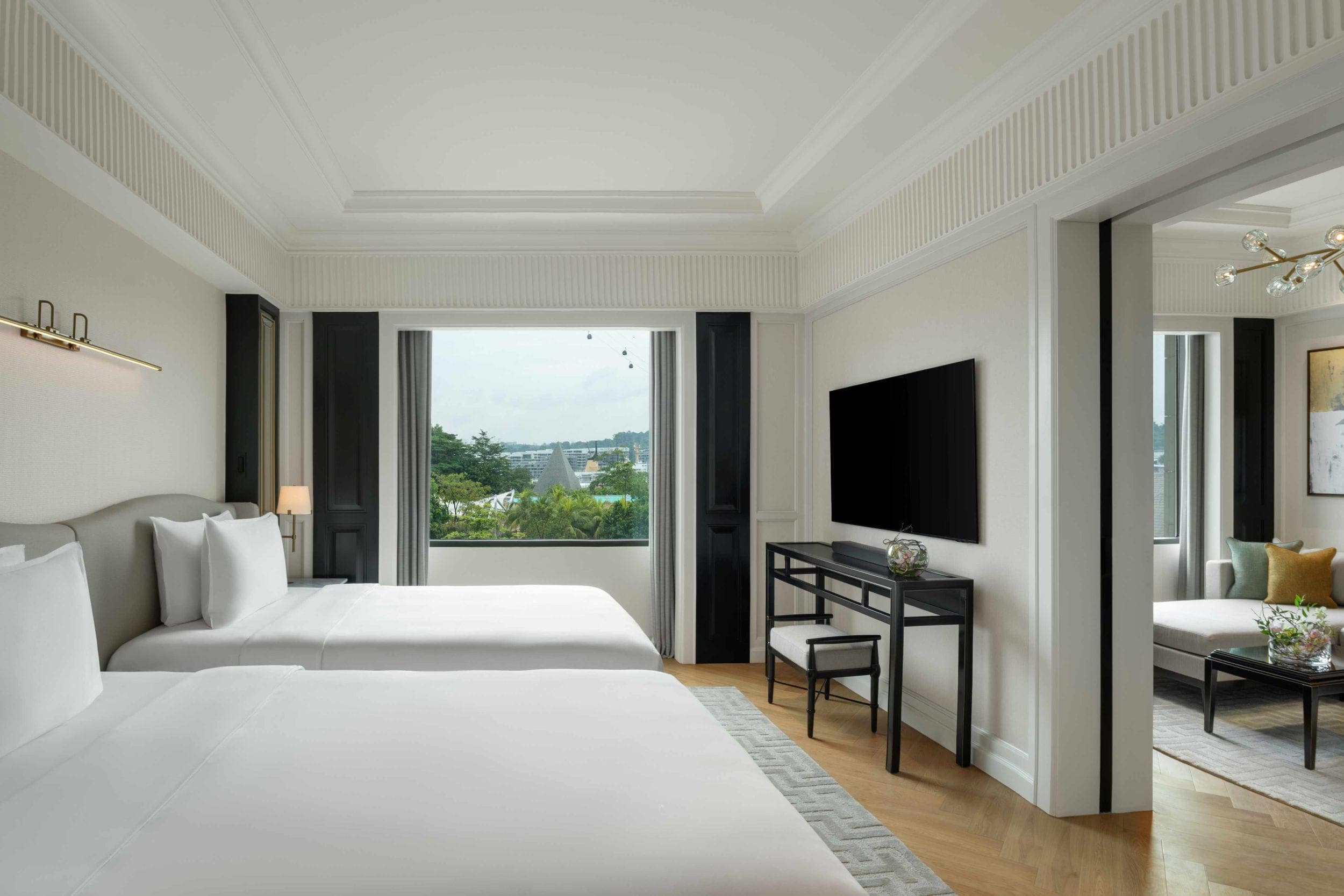 Resorts-World-Sentosa-Laurus-Deluxe Suite-Twin